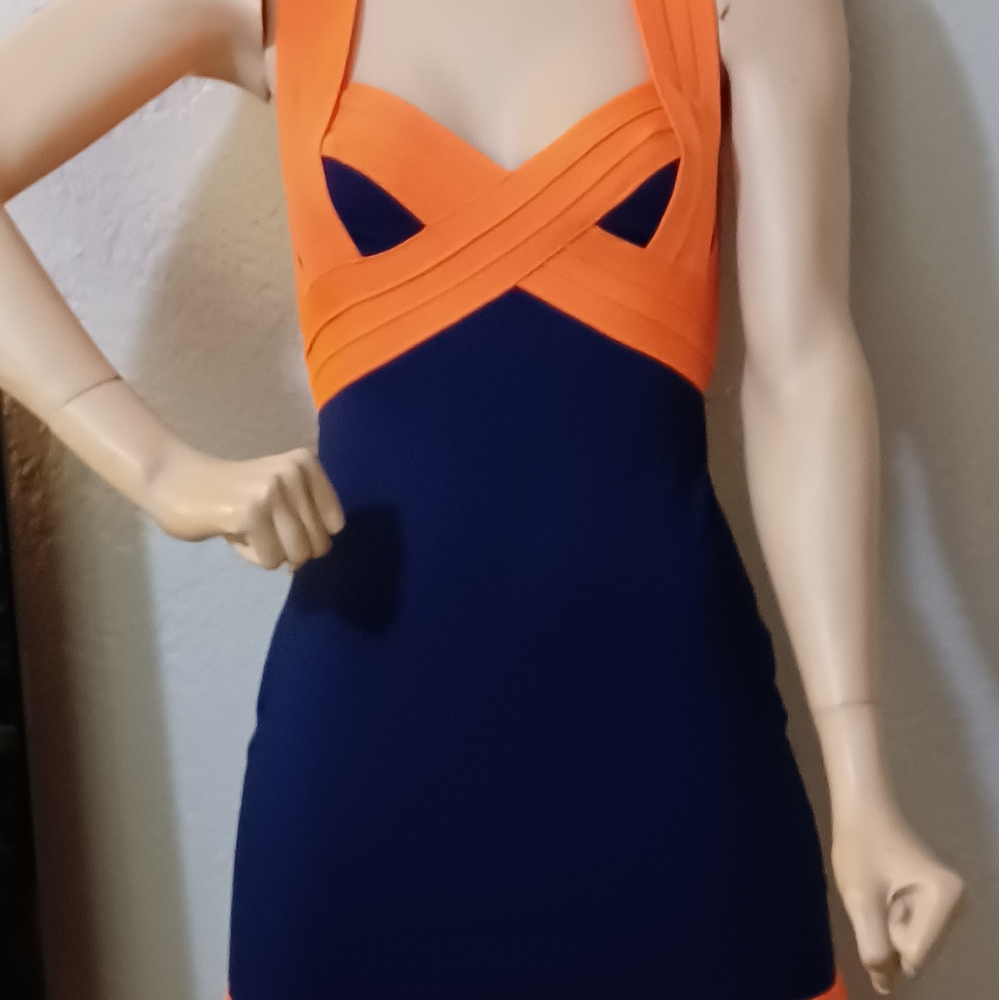 WOW Couture Dress size small